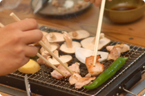 2.獲りたてしいたけでバーベキュー 11:00~14:00頃